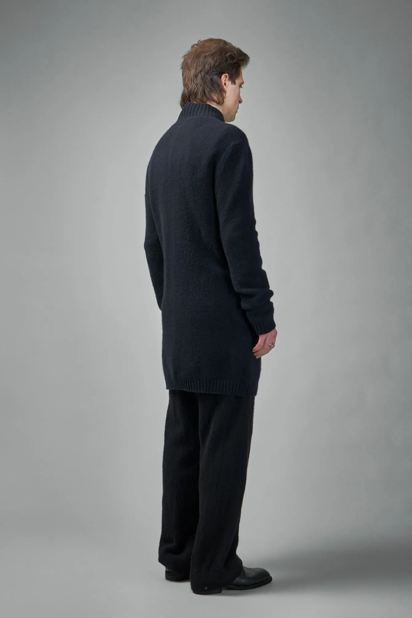 Geoffrey B. Small EV7WK01 Handmade Pure Cariaggi Yarn Cashmere Long Knit Cardigan - LABELS
