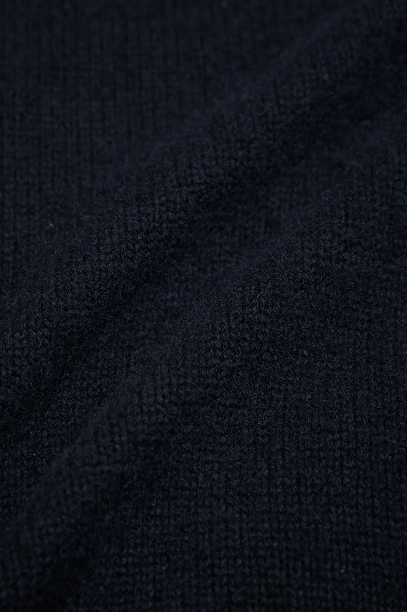 Geoffrey B. Small EV7WK02 Handmade Extended-Length Long Hooded Cardigan - LABELS